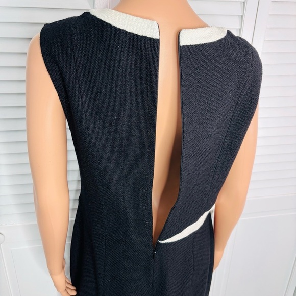 ST. JOHN Nouveau Boucle Knit Colorblock Sheath Dress Size 10 - Picture 5 of 9